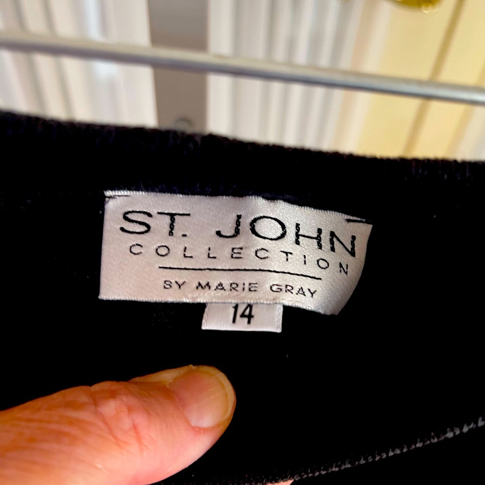 St John Jacket, skirt and shorts - 3 pieces